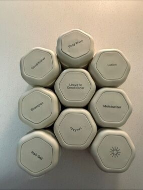 Cadence travel capsules